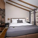 Fenice Palace 招待所 希贝尼克