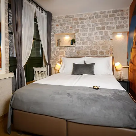 招待所 Fenice Palace 希贝尼克