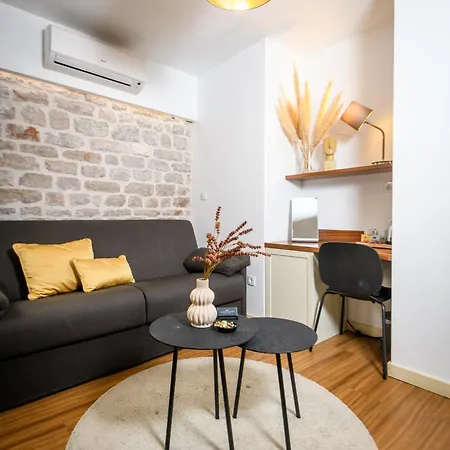 Fenice Palace 招待所 4*