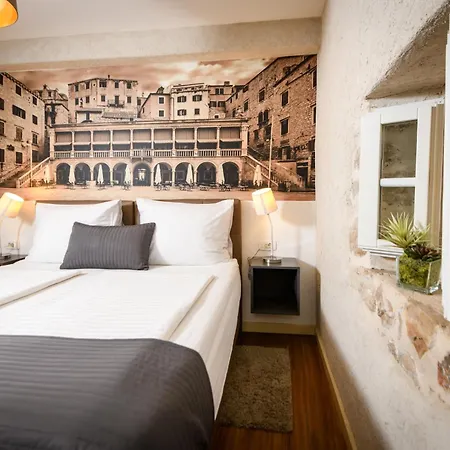 招待所 Fenice Palace 4*