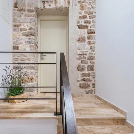 Fenice Palace Gostinjska kuća Sibenik