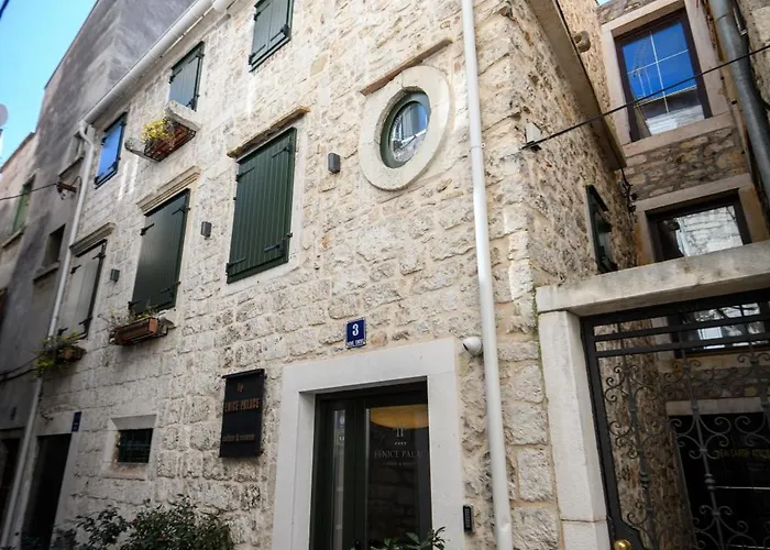 Fenice Palace Affittacamere 4*