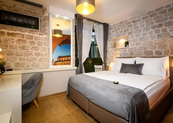 Fenice Palace Affittacamere 4*